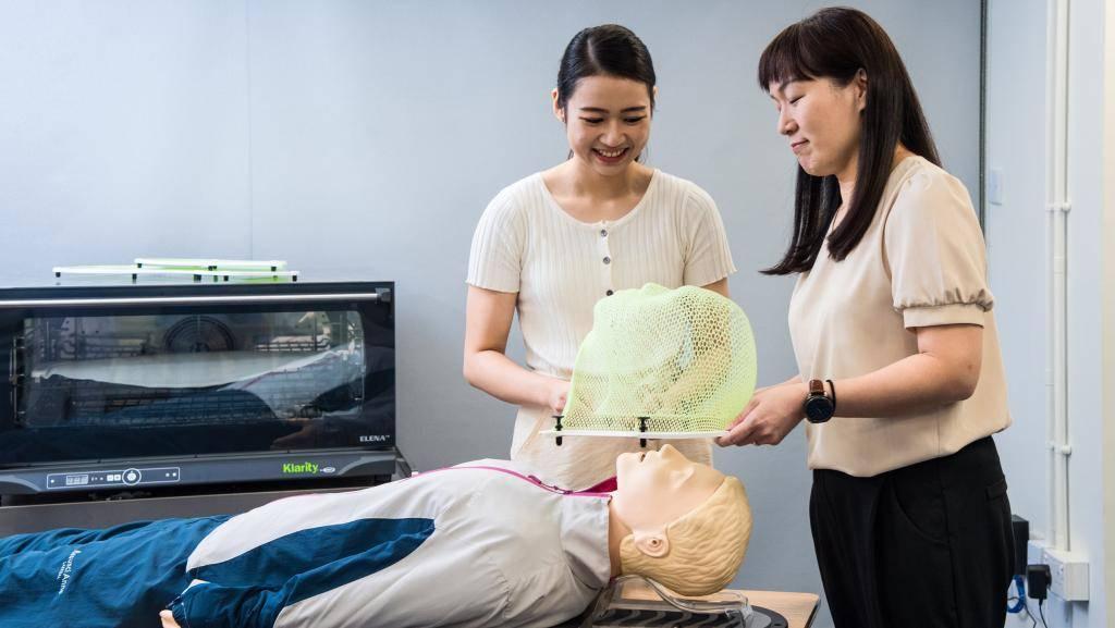 東華學院近8成畢業生月入逾3.3萬　讀呢個系搵得最多？