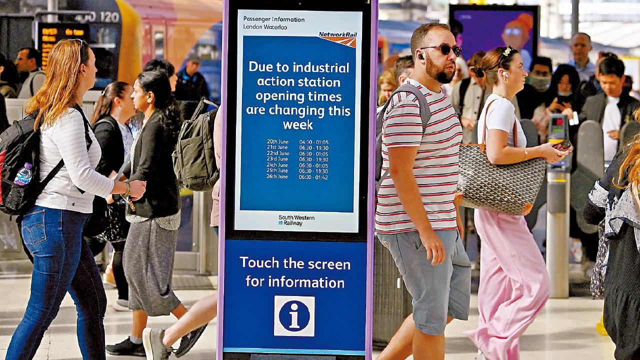30年最大規模 八成班次取消 英鐵路今起大罷工 