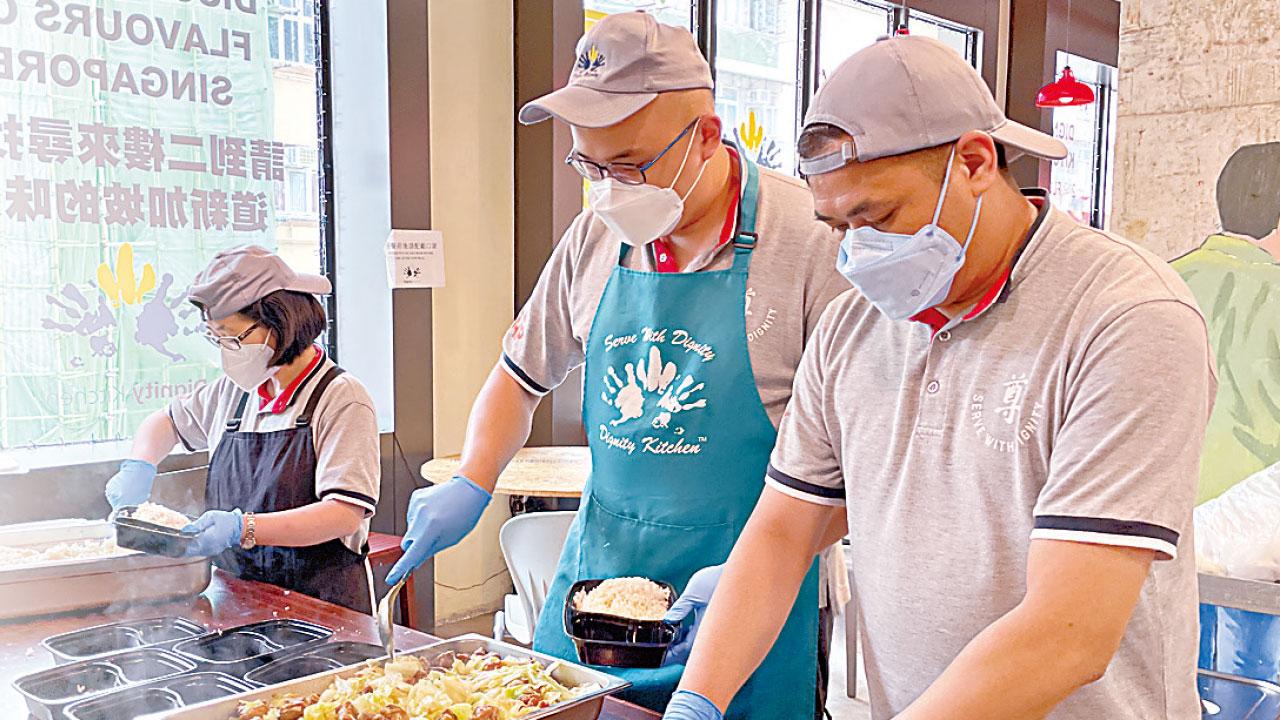 基層兩餐不繼 社企停業下堅持派飯