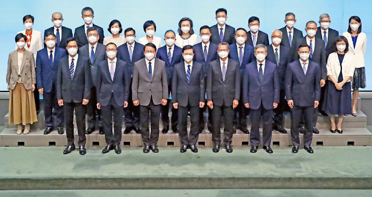 青年研究學者料須重建溝通形象  劉兆佳：新班子務實