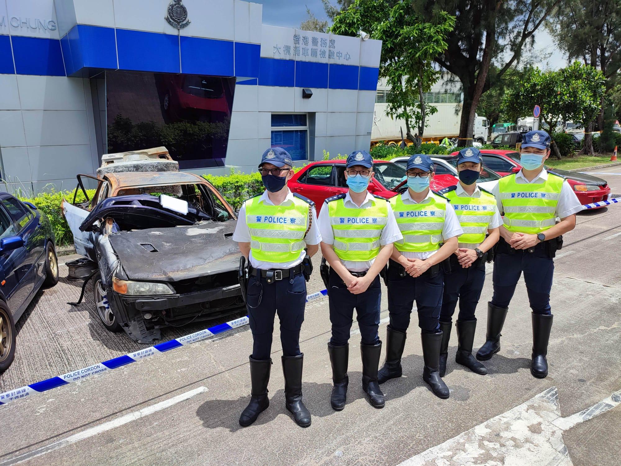 非法賽車釀火燒車後不顧而去  警拘6人涉危駕及誤導警員