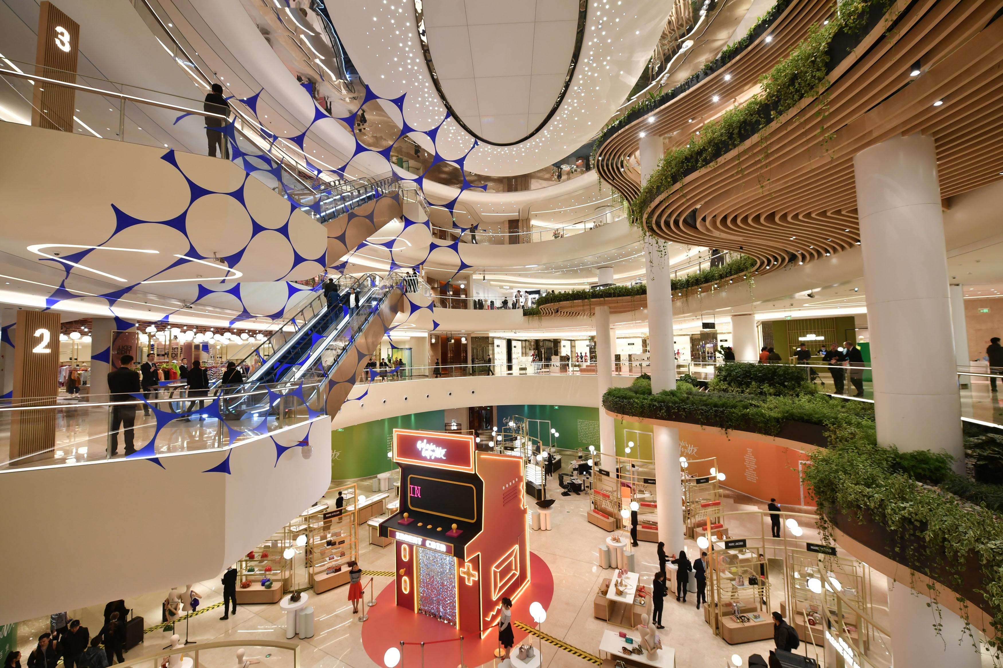 疫情影響   奢侈品牌對內地業務增長看法轉趨謹慎