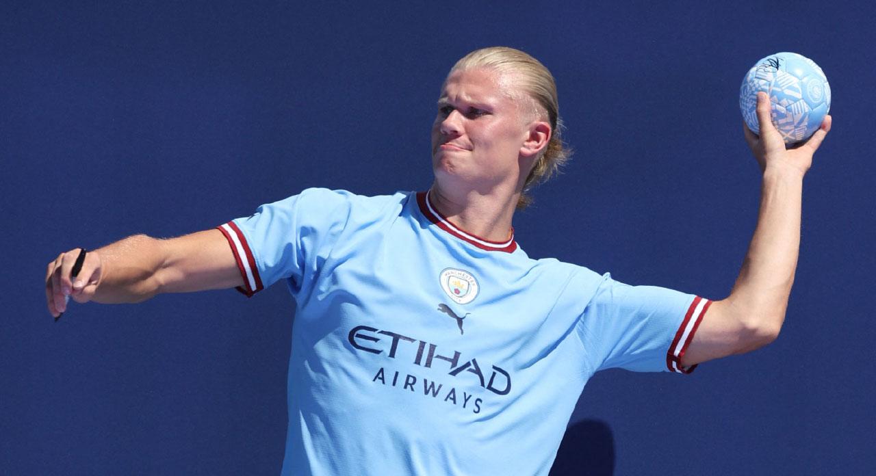 曼城晒新兵 夏蘭特揀「9號」望創傳奇