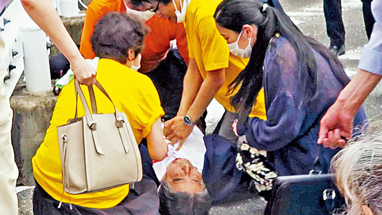 安倍晉三的和香港富豪的女保鑣