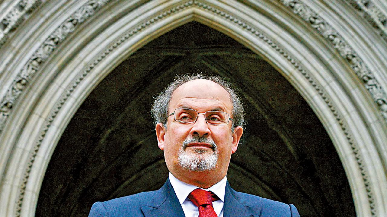 伊朗禁書《撒旦詩篇》作者遇襲  控方：頸遭刺3刀腹中4刀