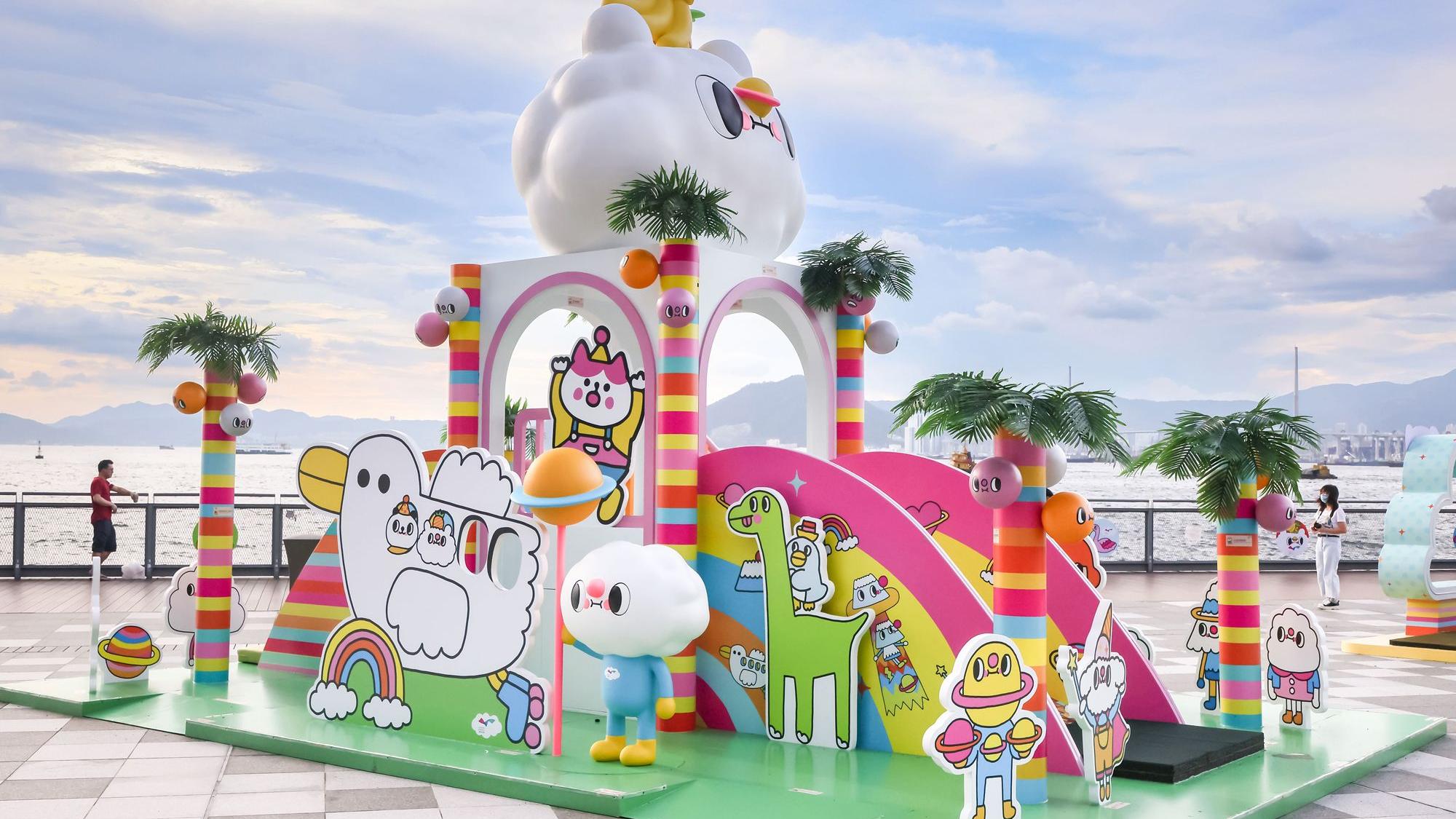 發展局甯漢豪指，為將香港締造為更宜居的城市，繼續推動海濱發展，其中一個主要發展方向是把「海濱共享空間」的開放式管理模式推展到更多海濱用地。