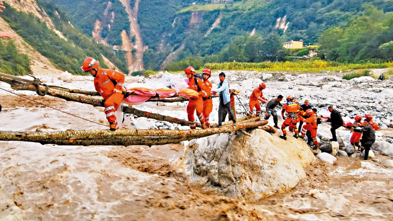 震央附近村落八百多人被困 四川瀘定地震增至66死253傷