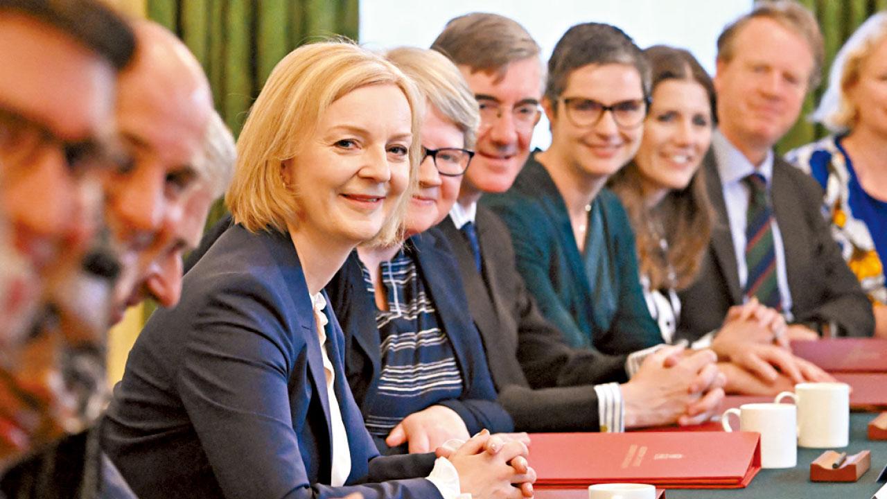 卓慧思內閣 踢走辛偉誠人馬 四大要職破天荒無白人男性