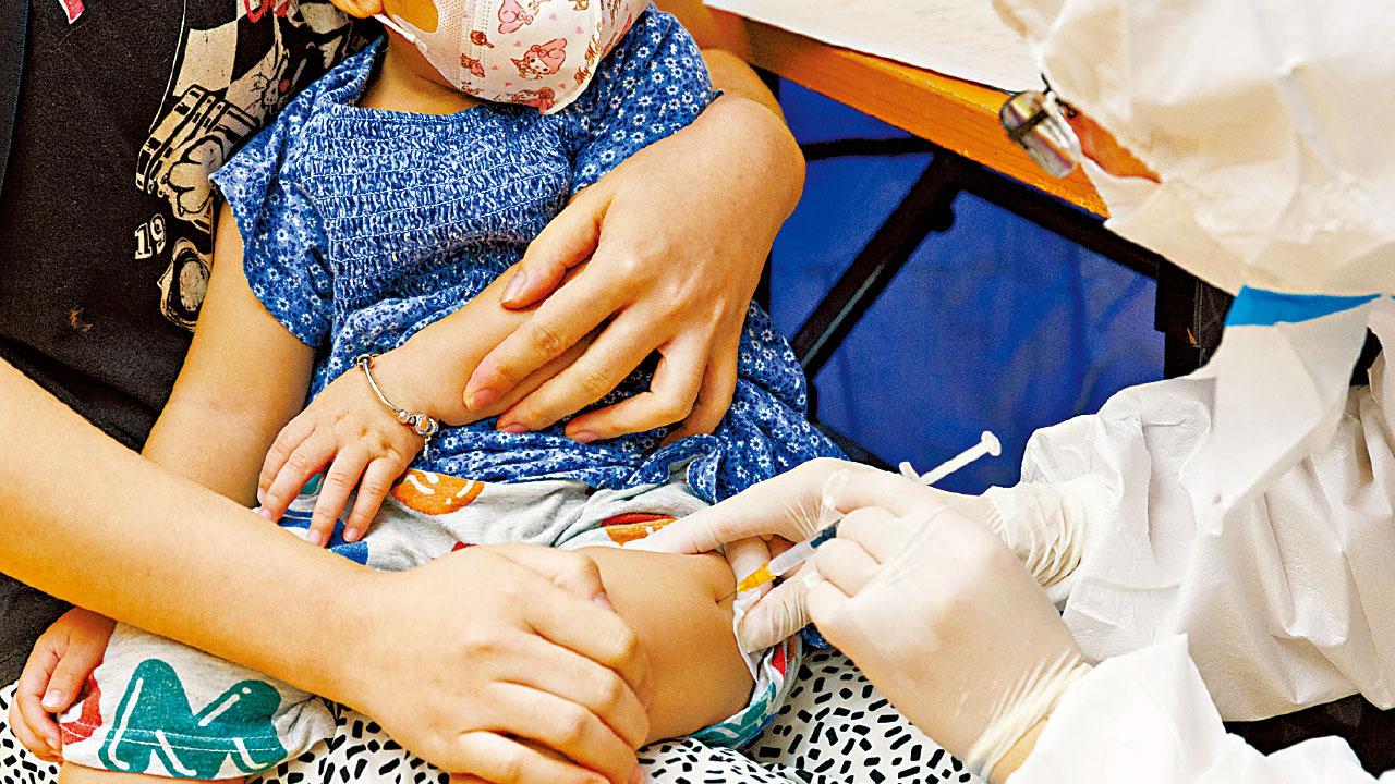 兩名幼童接種疫苗現異常 打科興後面肌無力