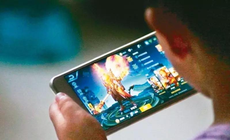 官媒曾形容網絡遊戲為「精神鴉片」、「電子毒品」。(互聯網)