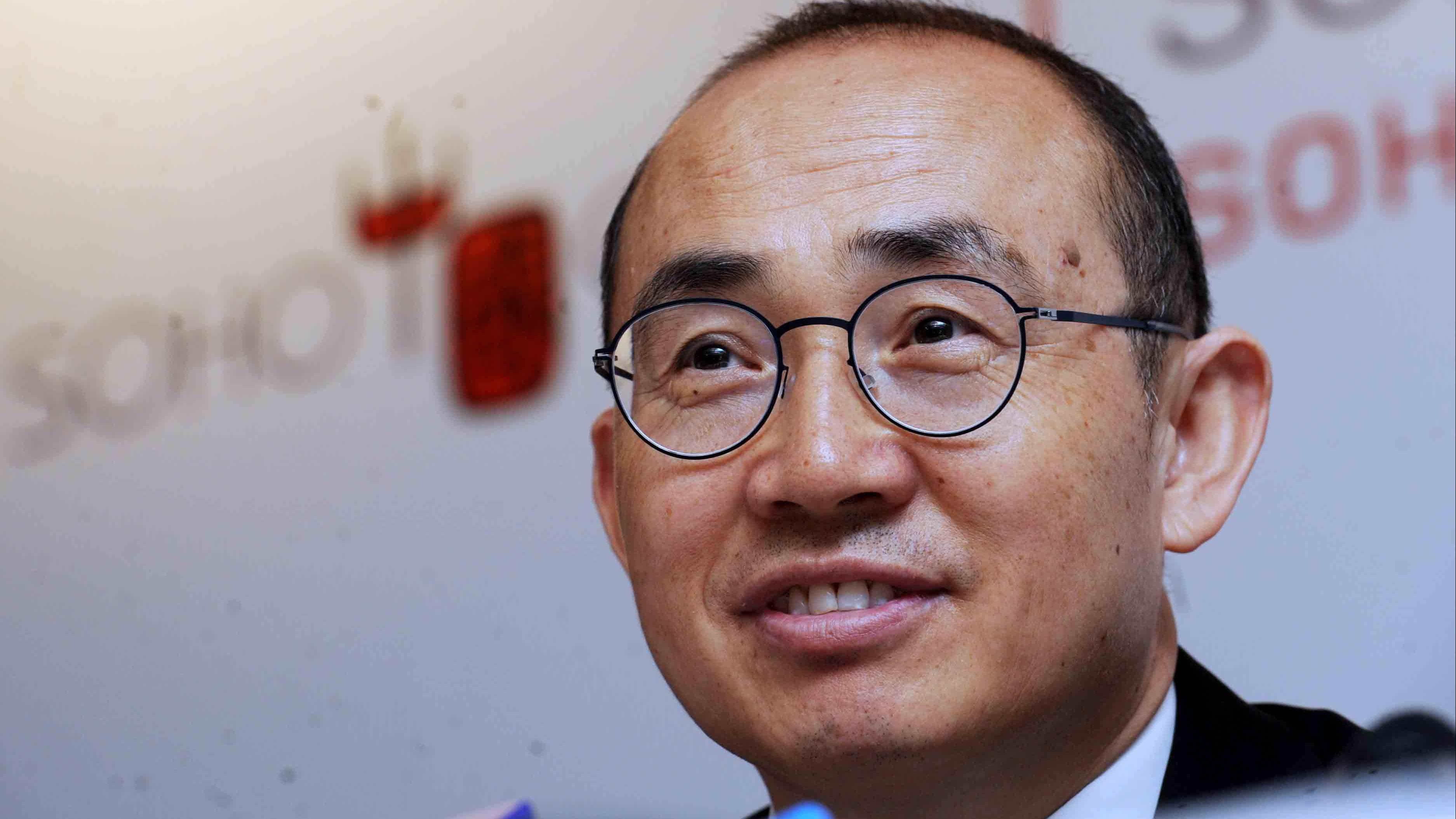 潘石屹夫婦辭去SOHO中國主席職務  午後急升