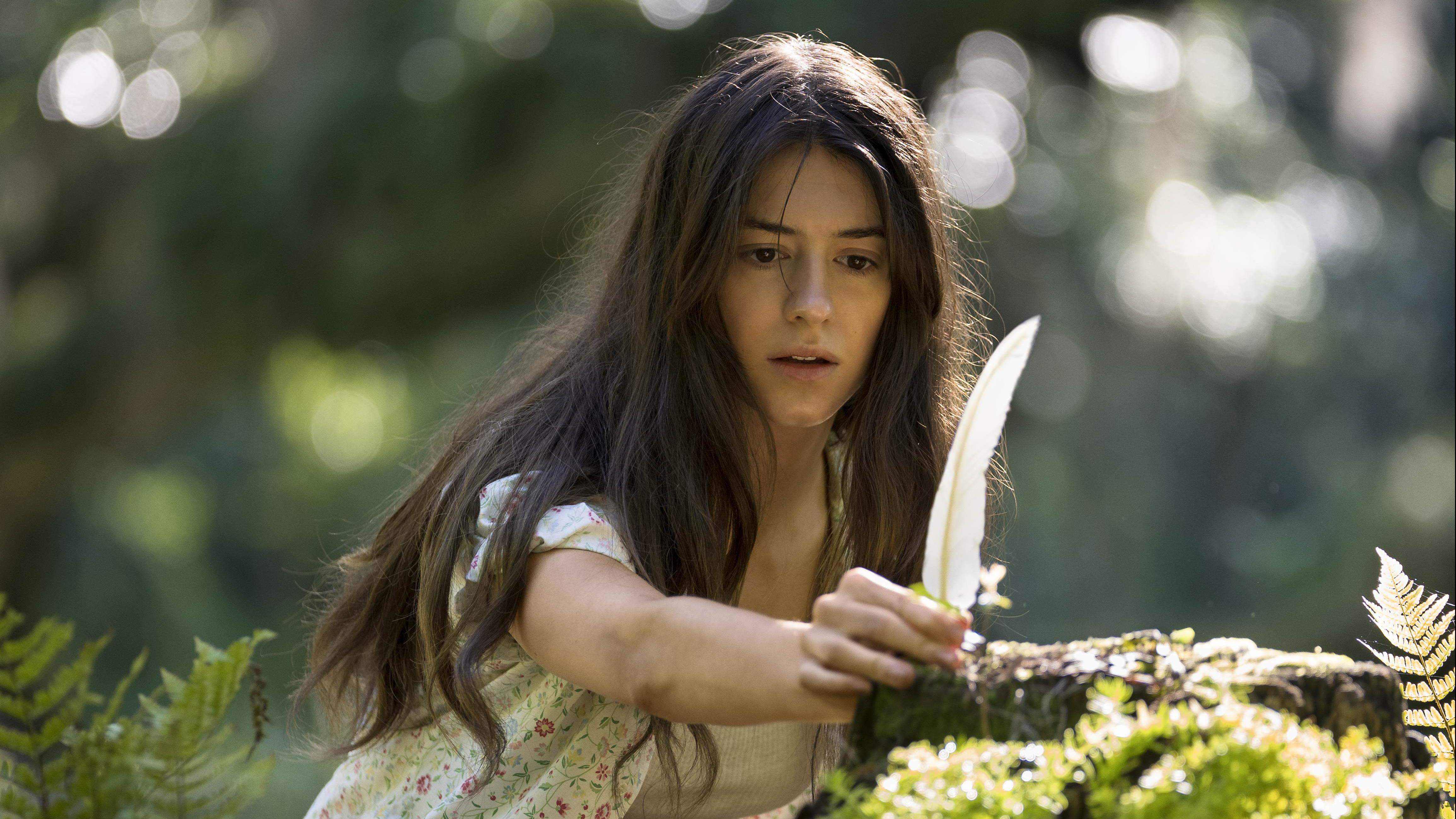 《荒野謎屍》影評｜野外成長少女的神秘故事