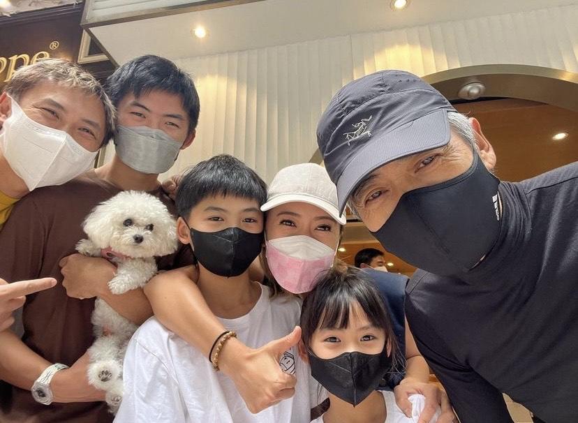 梁芷珮一家五口野生捕獲周潤發 感幸運：係會心跳加速㗎