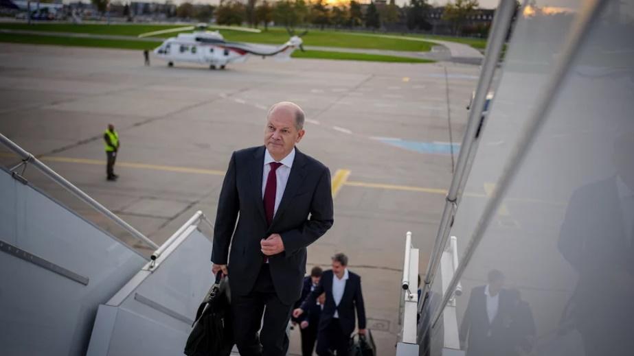 朔爾茨率領代表團抵達北京，料與習近平李克強會晤。(網上圖片)