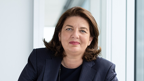 東方匯理行政總裁Valérie Baudson因為緊急家庭原因，未能來港。