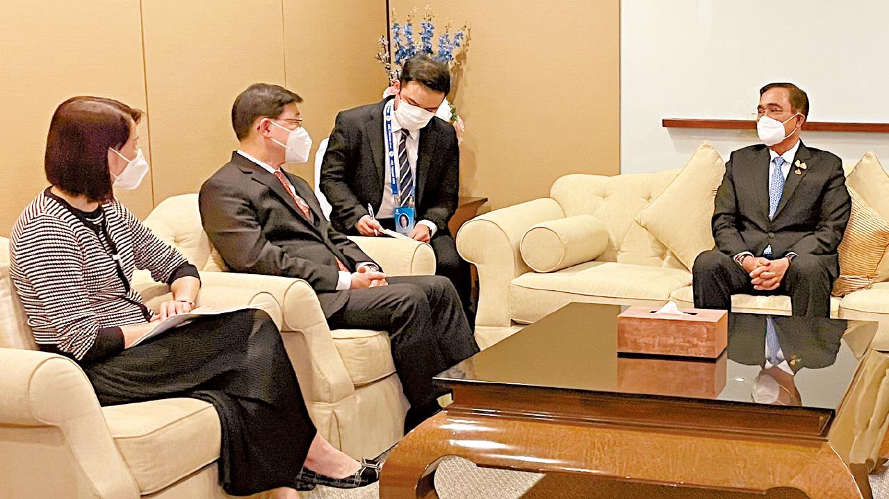 首次外訪抵泰 明出席APEC 李家超︰意義重大