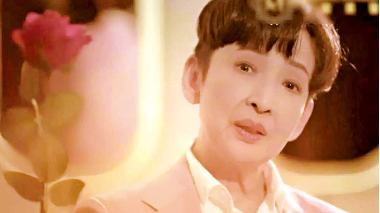 馮素波像長者界教主