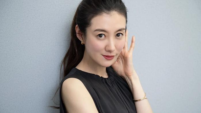 《金田一》43歲友坂理惠三度再婚：他拯救了我