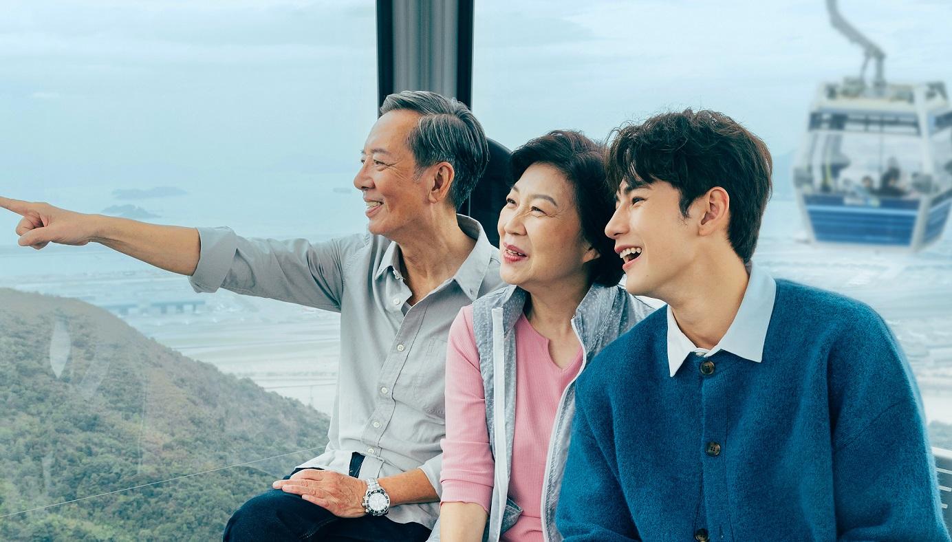 魏浚笙拍廣告講唔停 吳浣儀駱應鈞︰你係咪天生咁健談