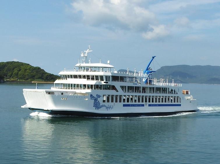 圖為新岡山港前往小豆島的渡輪。(互聯網)