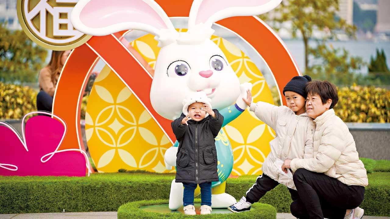 乘勝追擊｜兔年發財 精選8隻利是股