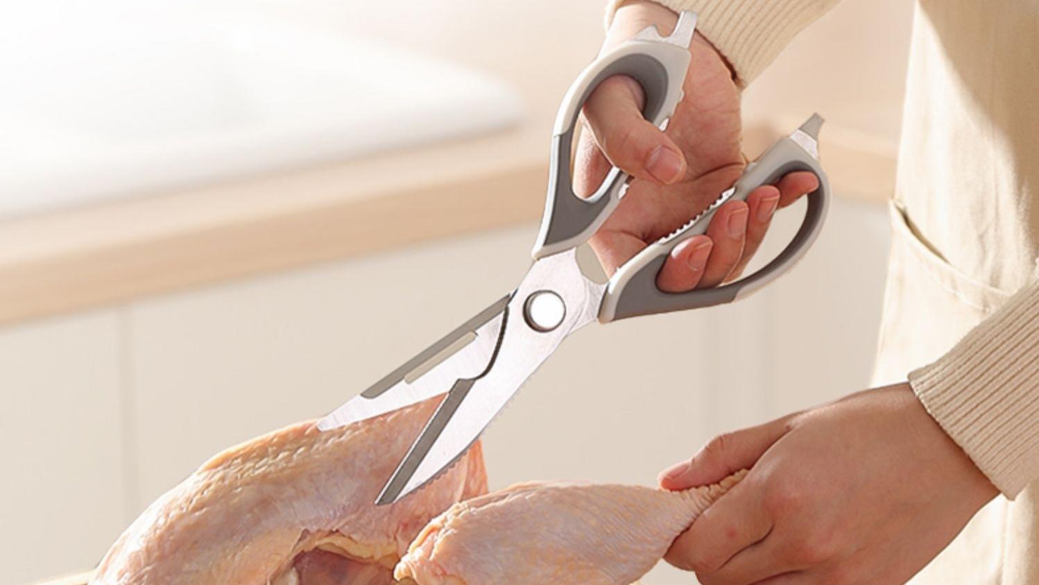 湖北婦大年初四剪掉丈夫陰莖 僅被拘留10天惹熱議