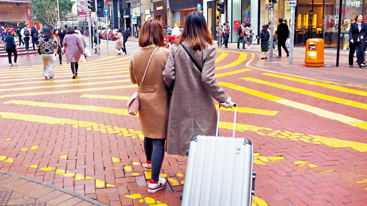 內地人來港買茶葉參茸海味補品