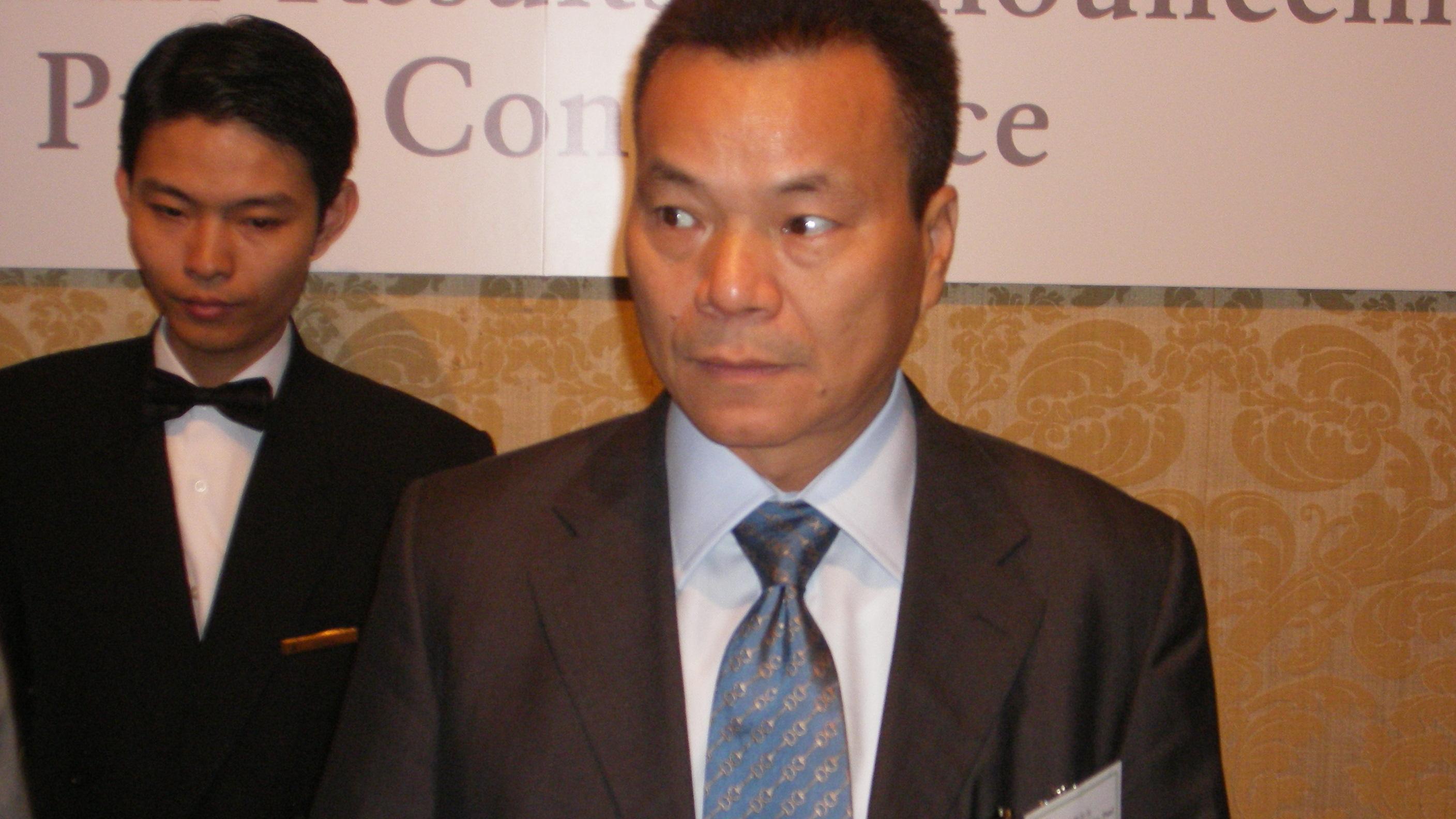 建滔系兩公司發盈警  建滔集團純利料跌最多六成四