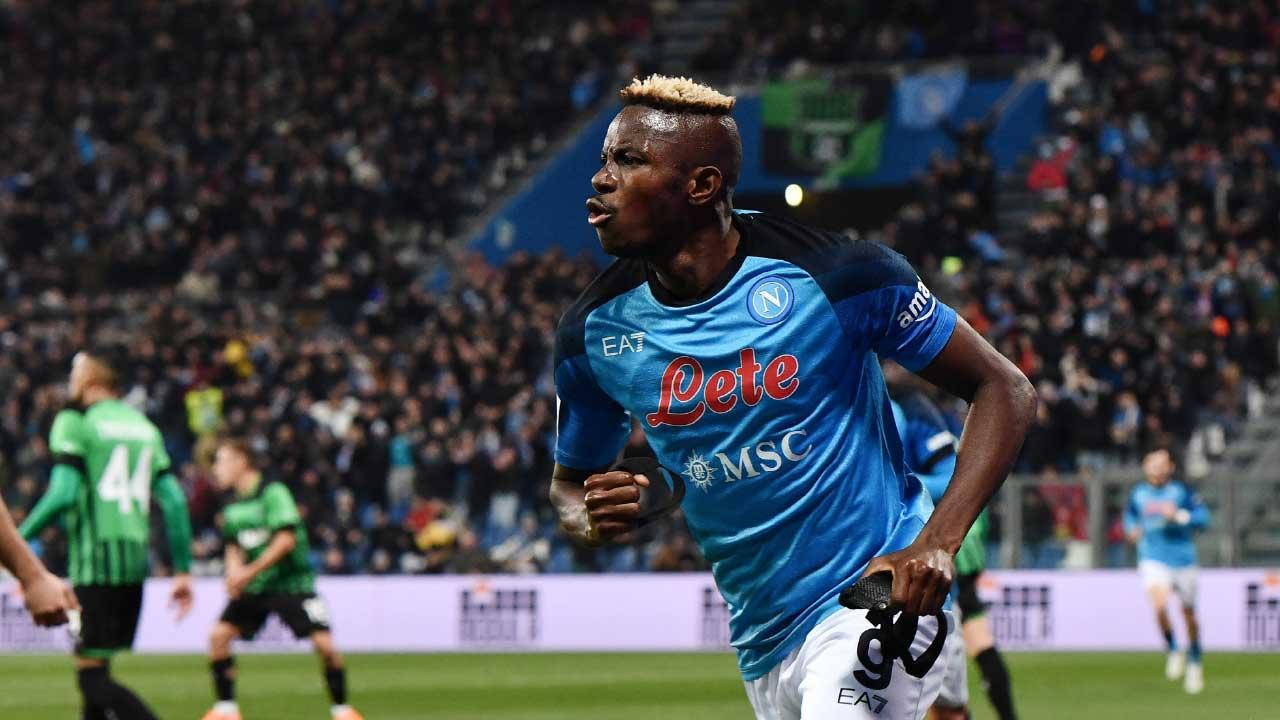 歐聯｜拿玻里撼法蘭克福 火熱射手對戰 