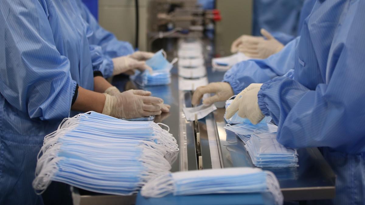 綠領行動推算本港3年疫情共耗用逾86億個即棄口罩。(資料圖片)