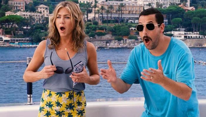 阿當桑迪拿 珍妮花新片《猜猜猜誰是兇手2》預告 玩偵探夫妻檔