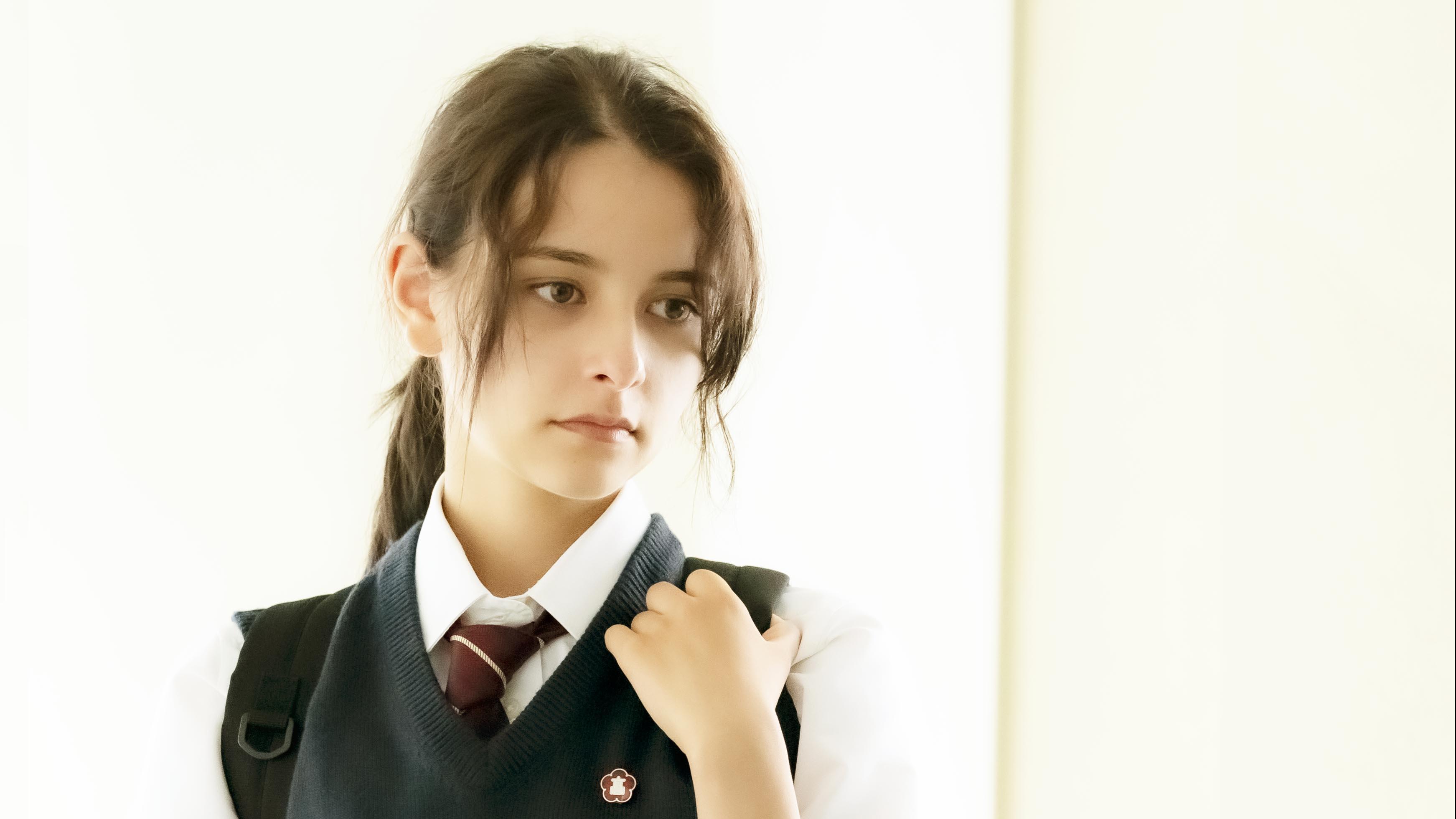 《芳寸之地》影評｜文青系難民電影，女主角太美累事？