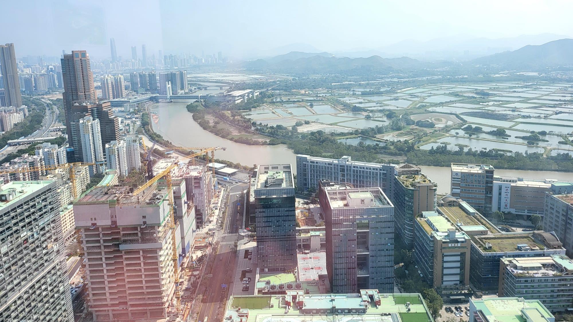 香港傳媒考察深圳河套區 深圳發改委副主任：勢成深港半小時科研圈