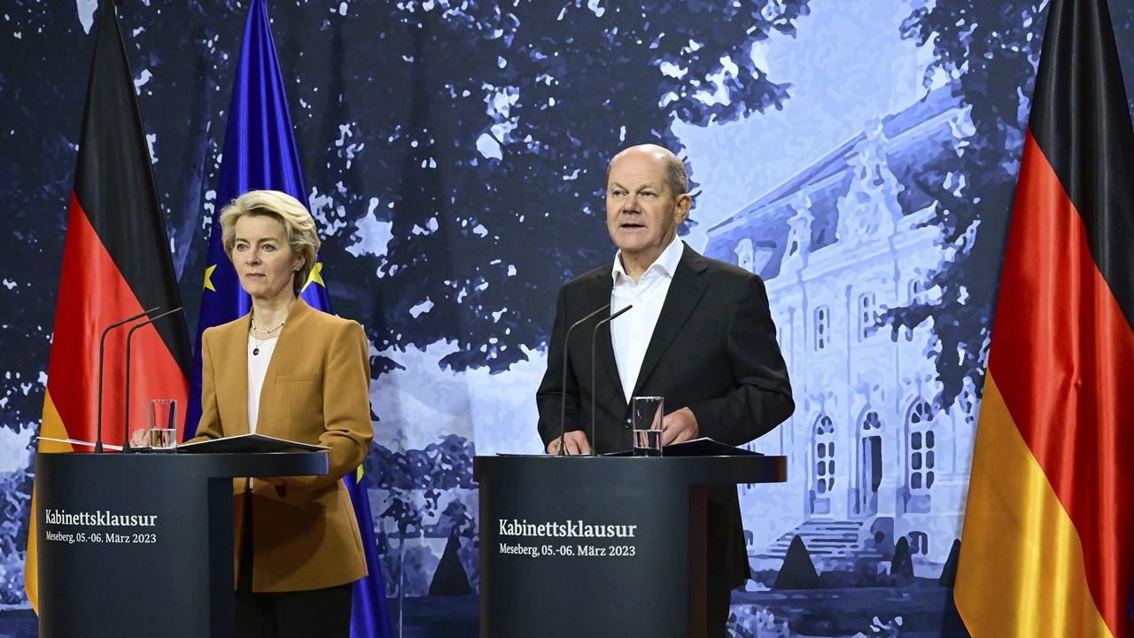 朔爾茨和馮德萊恩稱密切注視中國會否對俄軍援。(AP)