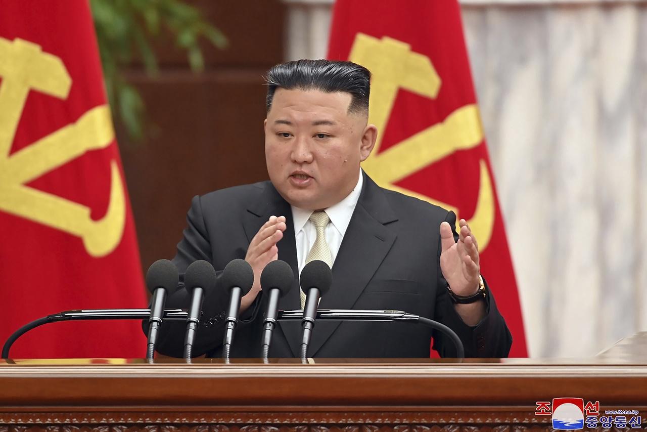 金正恩下令改善農村基建，提高全國糧食產量。(AP)