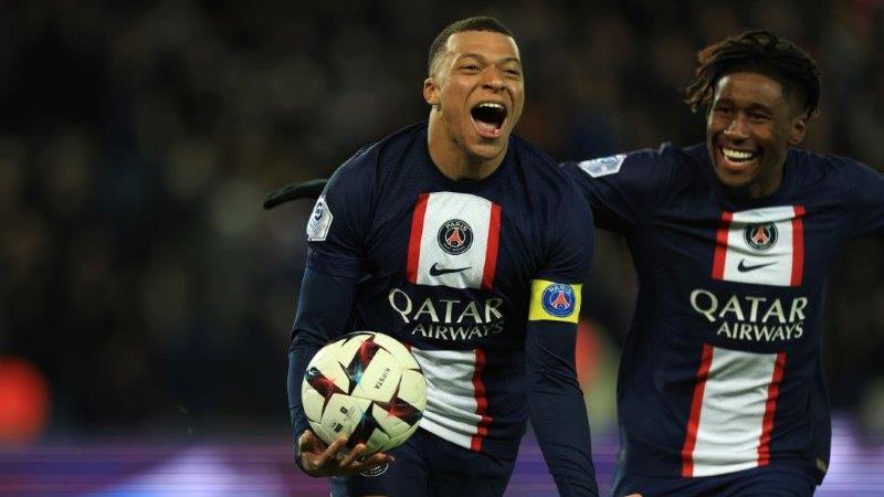 基利安麥巴比射入個人PSG第201球