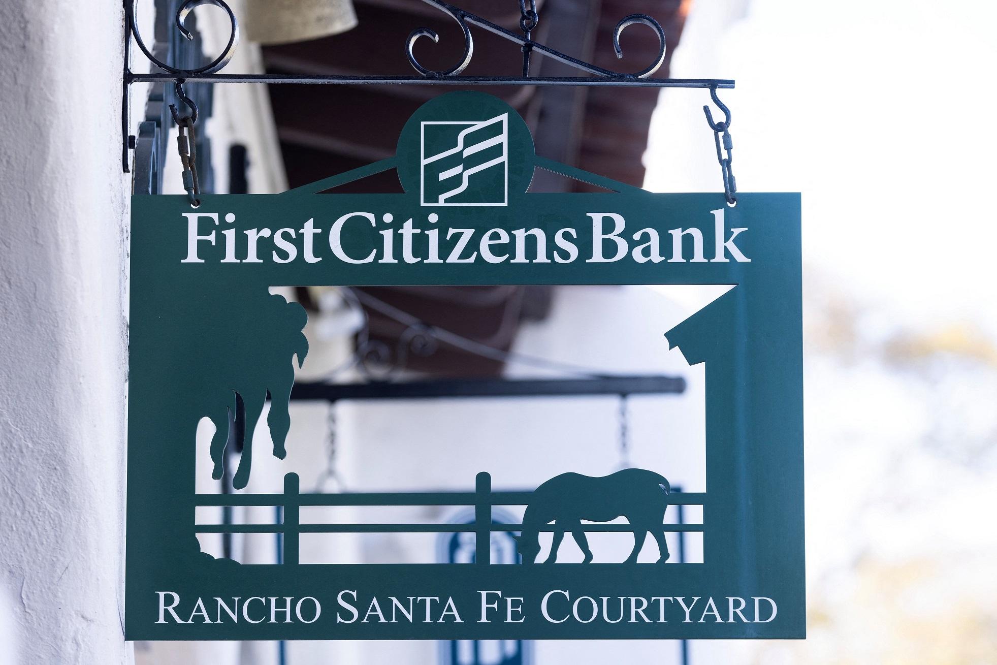 恒指反彈至20天線