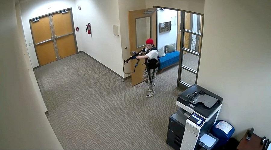 田納西校園槍擊