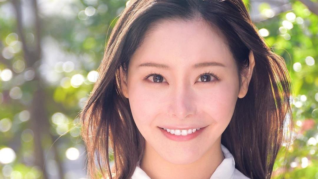 日本地區議會參選人若林莉沙報稱在街頭演說期間遭非禮。(Instagram圖片)