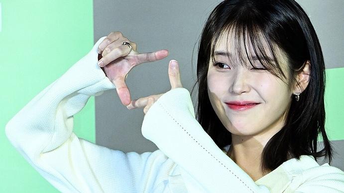 IU認戀李鍾碩後首露面：以後拍戲唔用真名李知恩