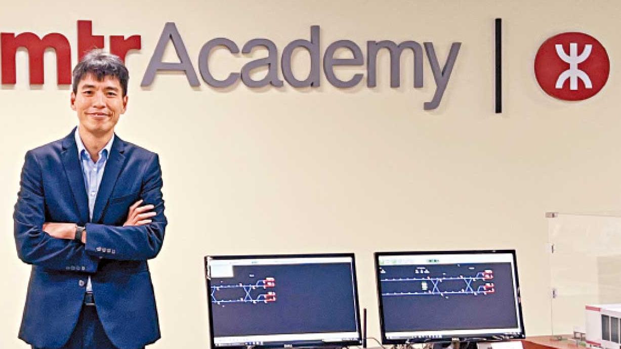 港鐵學院3經評審課程 329人畢業60人加入港鐵