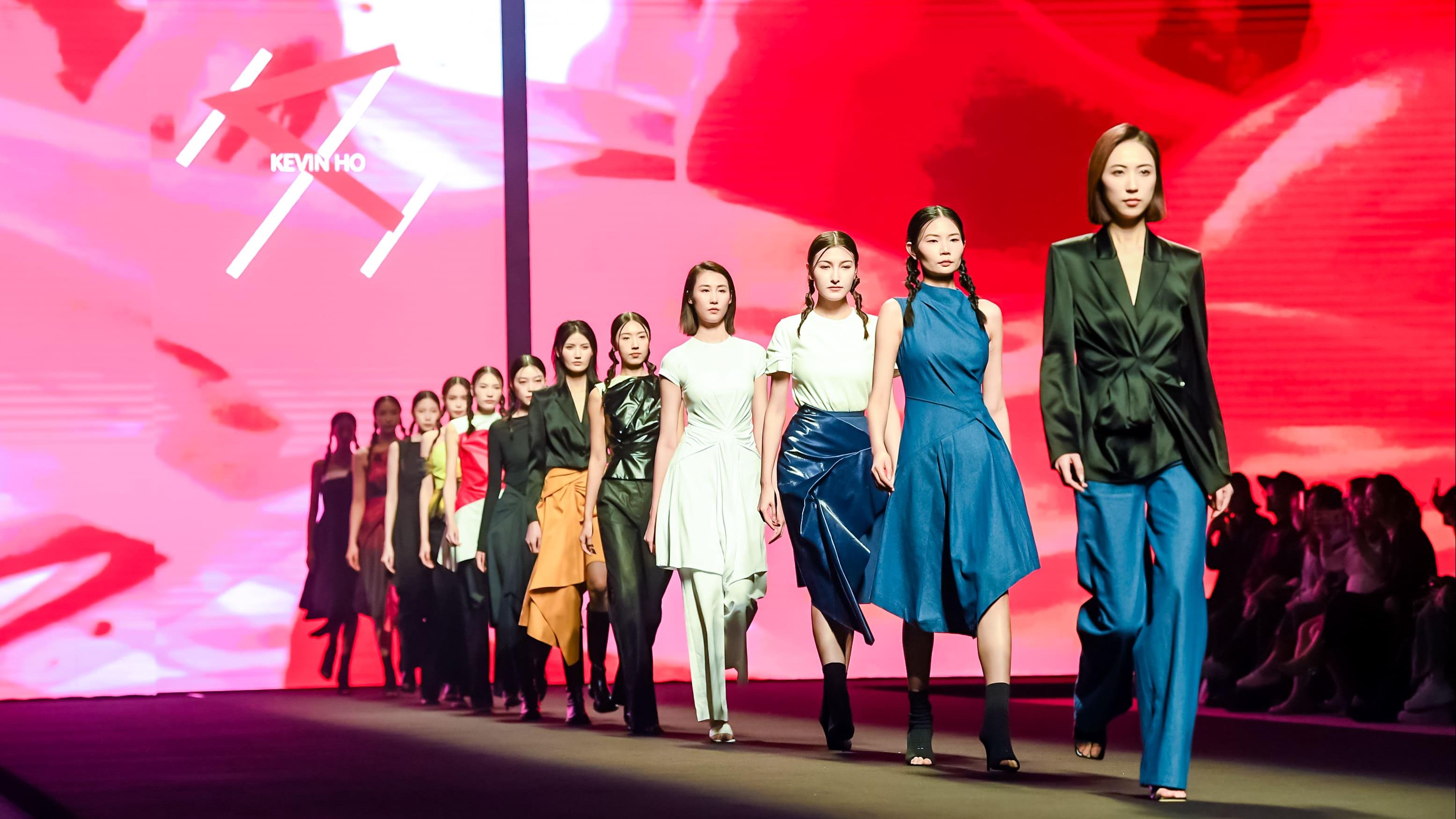 設計新力軍閃亮登場！「FASHION FUSING大灣區聯合時裝秀」首站廣東時裝周打響頭炮 齊為夢想致敬