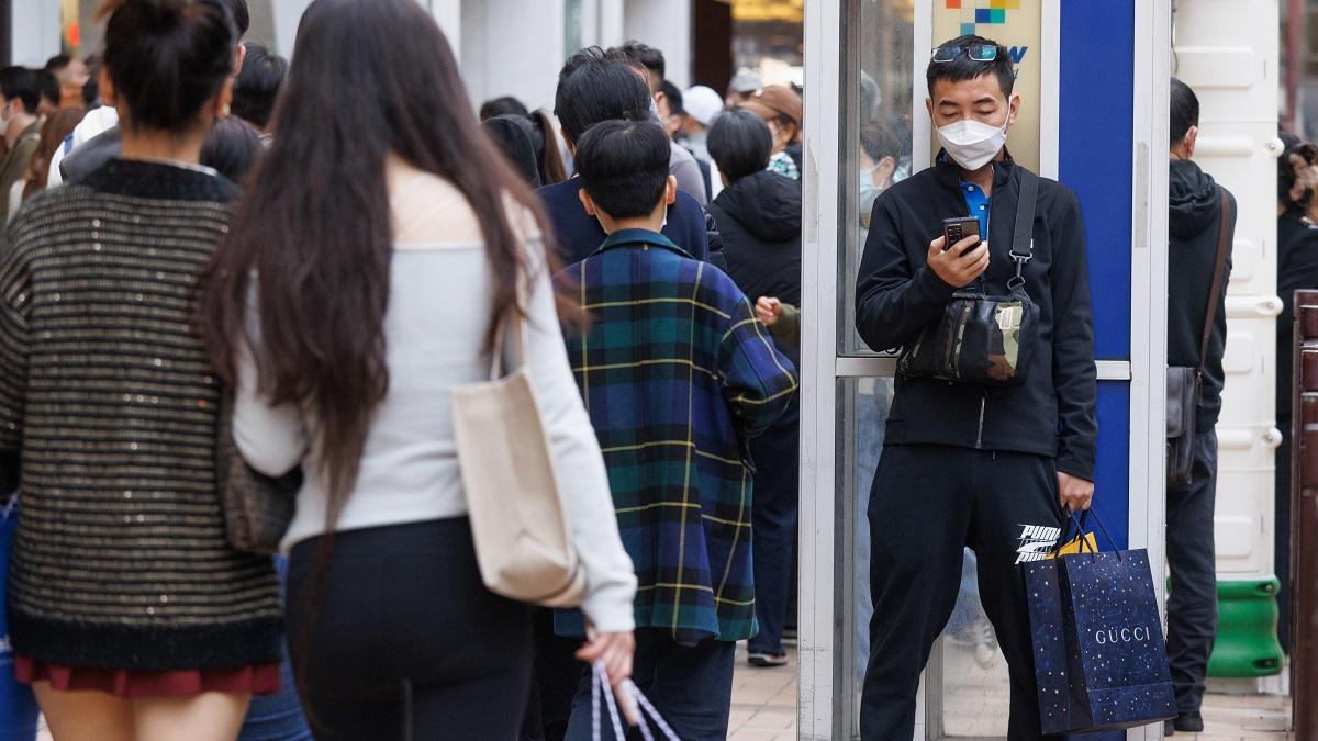 政府正研究修例，禁止港人與內地人互相歧視。(資料圖片／蘇文傑攝)