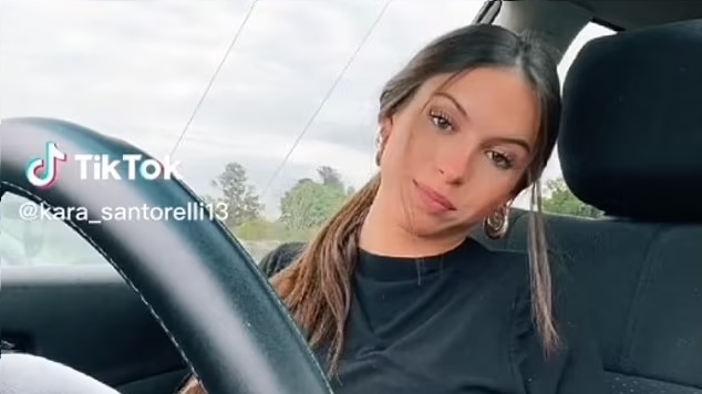 卡拉在出事前6天，拍片自豪的稱自己從未撞車。(互聯網)