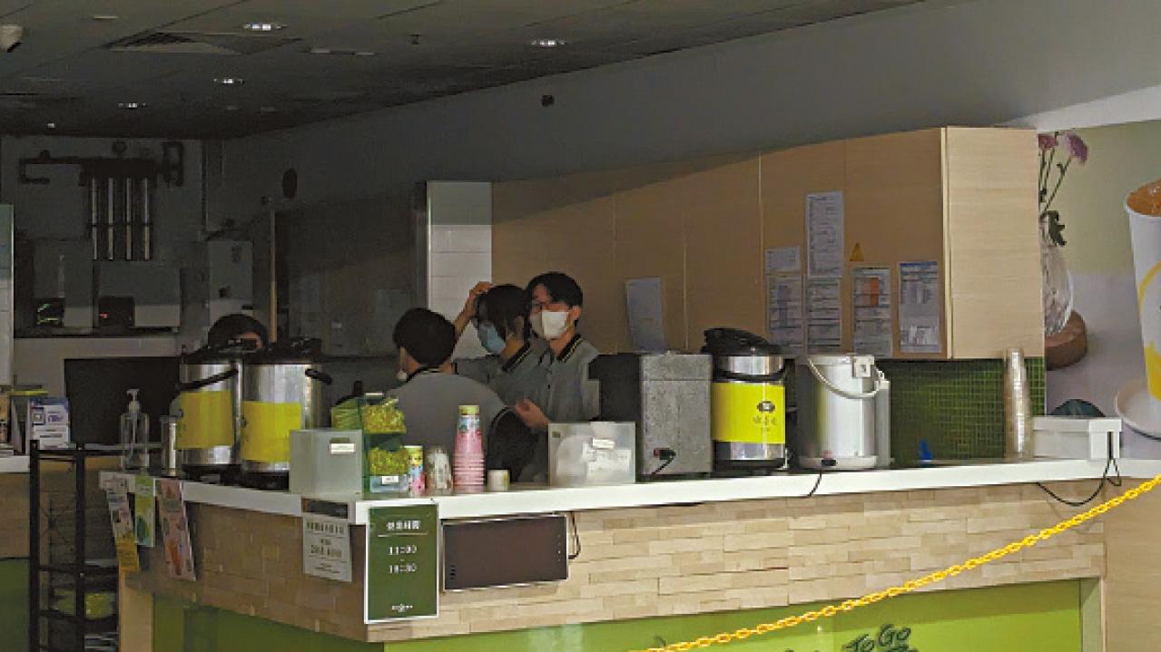 港鐵香港站九龍站中午供電故障