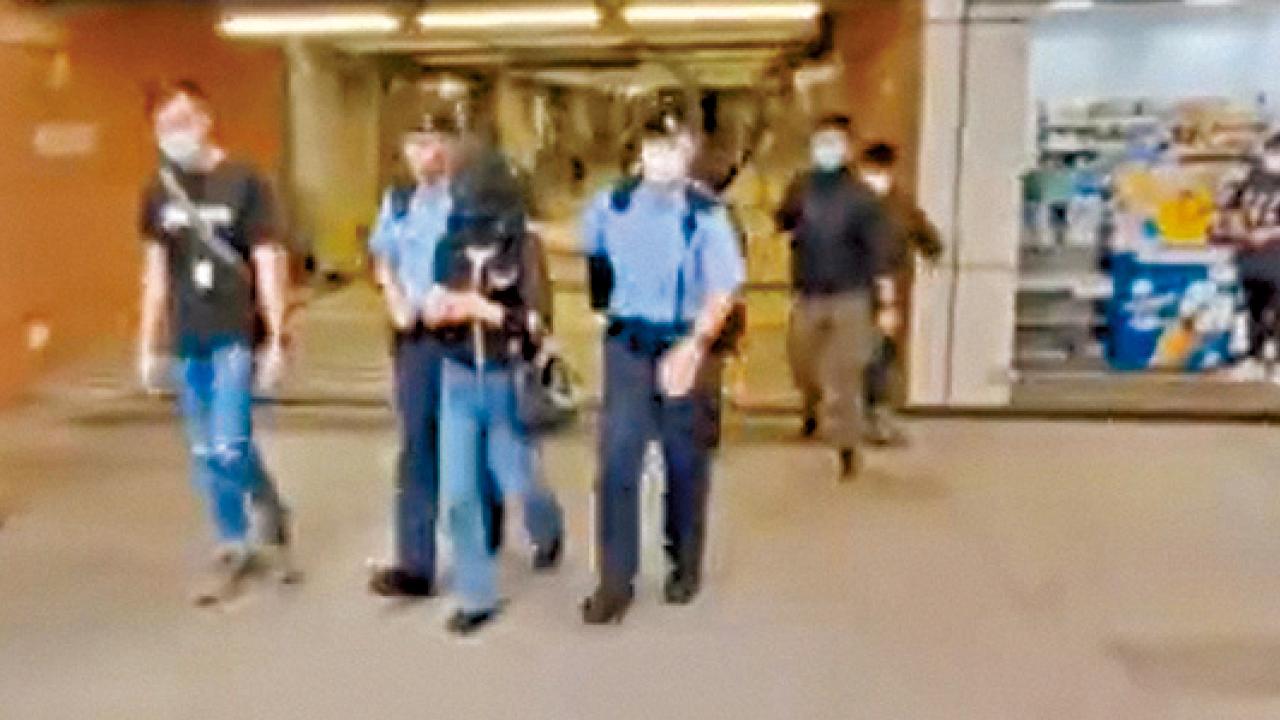 藉詞提供「服務」伺機搶劫 警拘5內地男女涉多案