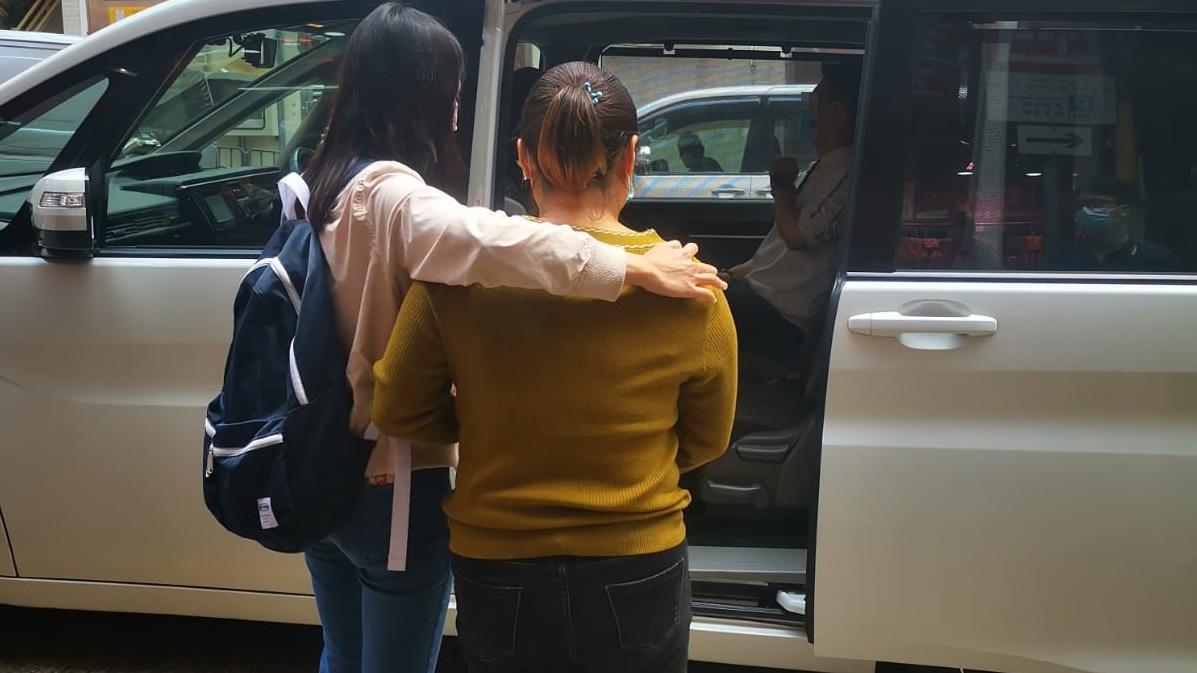 警方觀塘聯合掃黃　輔仁街拘41歲內地流鶯