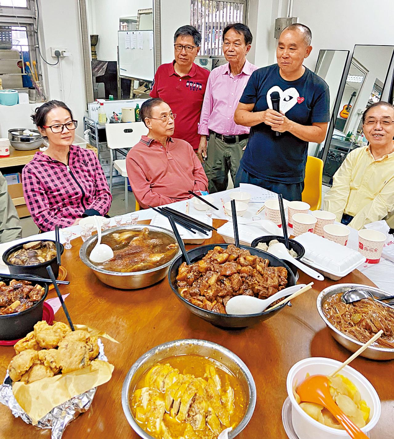 首嘗屏山「九大簋」
