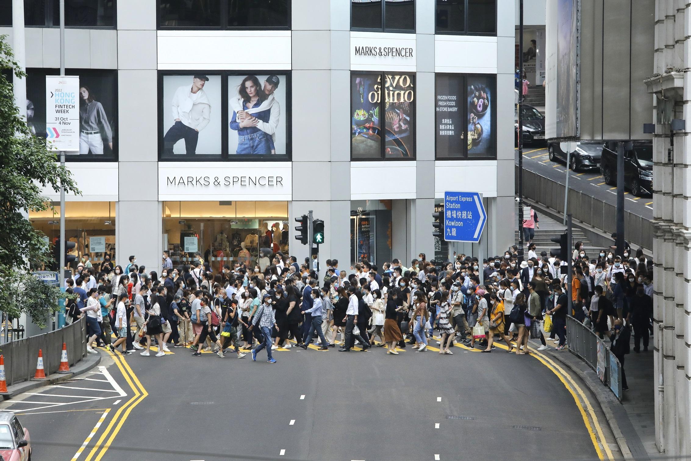 3月MPF人均獲利5800元。(資料圖片)