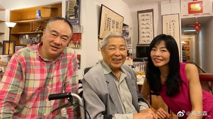 91歲劉兆銘棄拐杖坐輪椅 與高志森焦媛聚舊傾足3小時